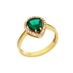 Χρυσό δαχτυλίδι Κ14 ροζέτα δάκρυ, με πράσινη κεντρική πέτρα και λευκά ζιργκόν