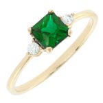 Δαχτυλίδι Κ14 με μία πράσινη και δύο λευκές ζιργκόν πέτρες