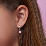 Ασημένια παιδικά σκουλαρίκια Marea με κρεμαστές καρδούλες