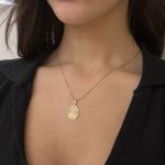 Κρεμαστό Παναγίτσα από χρυσό 9Κ σε σχέδιο δάκρυ